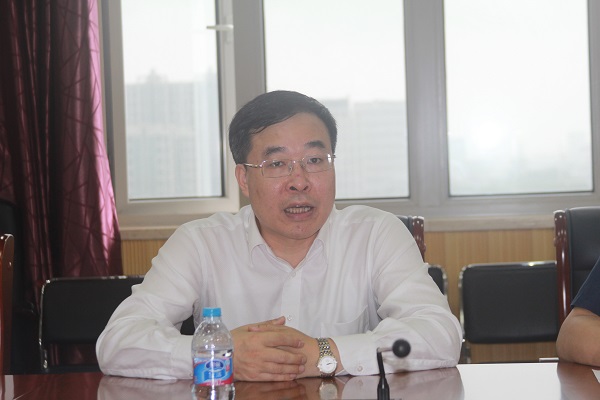 1529544936692080.jpg 奚立峰.JPG