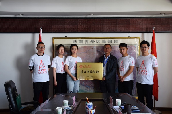 1543369719135713.jpg 2.jpg