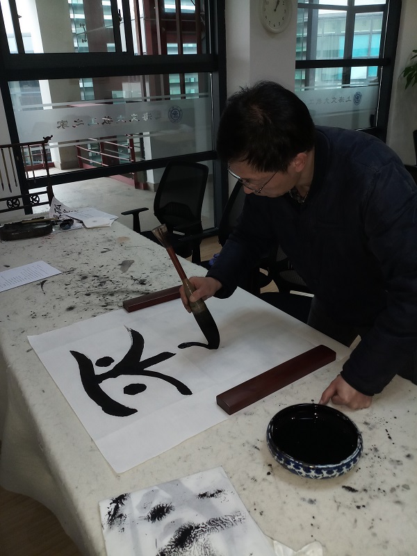 1556505064787309.jpg 4.jpg